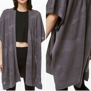 Lululemon Gray Find Your Light Wrap One Size